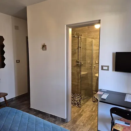 K-rooms *