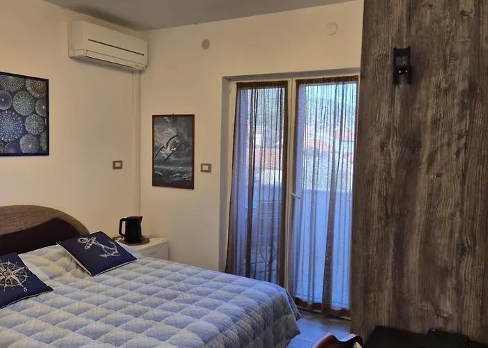 K-rooms Πανσιόν 4*
