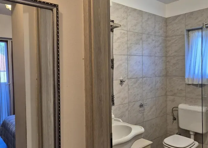 Πανσιόν K-rooms Veli Iž