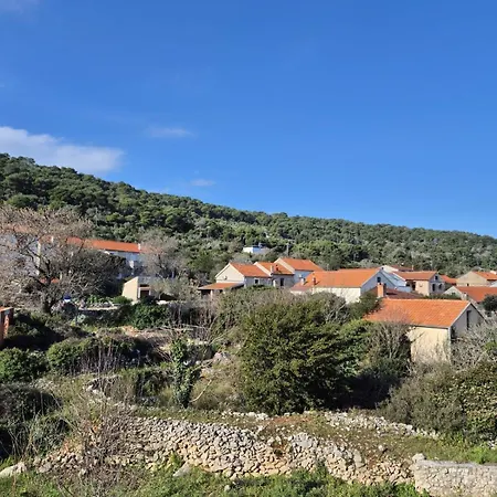 K-rooms * Veli Iž